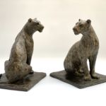 Isabelle Carabantes - Lionne assise - bronze - 32 x 25 x 22 cm - 5000 €