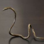 Sylvie Mangaud - Serpent - bronze - 28x8x17 cm