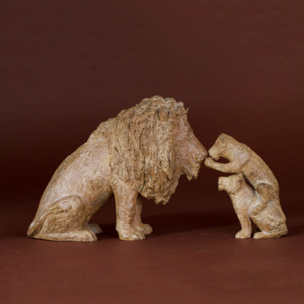 Sophie Verger - Lion et deux lionceaux - bronze - 4500 €