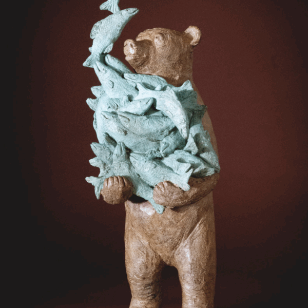 Sophie Verger - Grand ours au Kamchatka ou Poisson vole - bronze - 67 x 25,5 x 21 cm - 7800 €