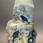 Mollie Brotherton - Blue Hedge Sparrows - céramique, pièce unique - 35 x 20 x 5 cm - 500 €