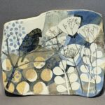 Mollie Brotherton - Jaune - céramique, pièce unique - 23 x 18 x 3 cm - 150 €