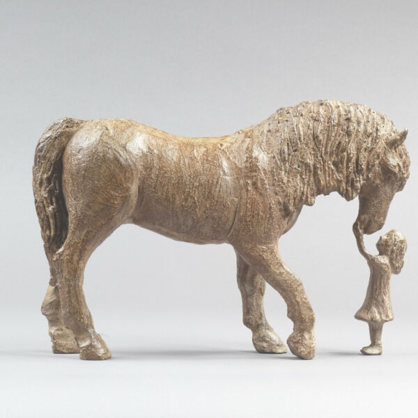 Sophie Verger - Mon cheval préféré - bronze - 21 x 23 x 8 cm - 4200 €